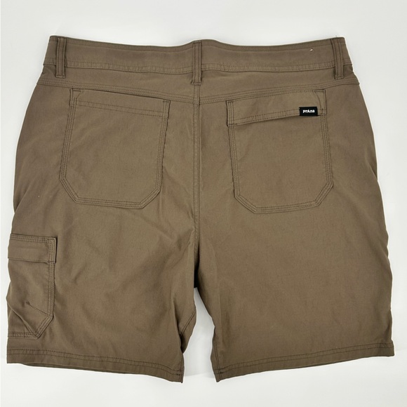 Men's NWOT Prana Brown Cargo Shorts Standard Fit size 38 x 8” inseam - Picture 5 of 6